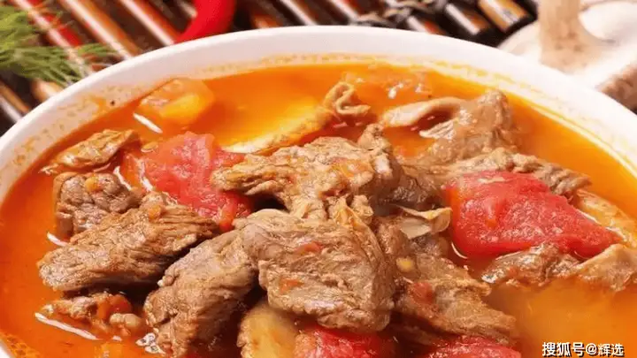 番茄焖牛肉，一道让全家抢着舔盘子的硬菜