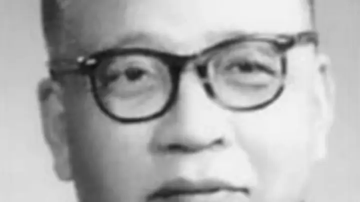 庐山会议,毛主席让周小舟写检讨,他却流泪拒绝:我怎么能批彭总?