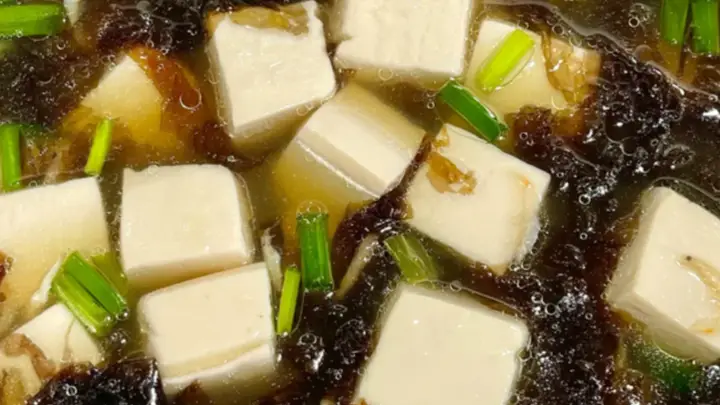 汤色清亮滋味柔和,紫菜豆腐汤是安徽人家常备快手汤