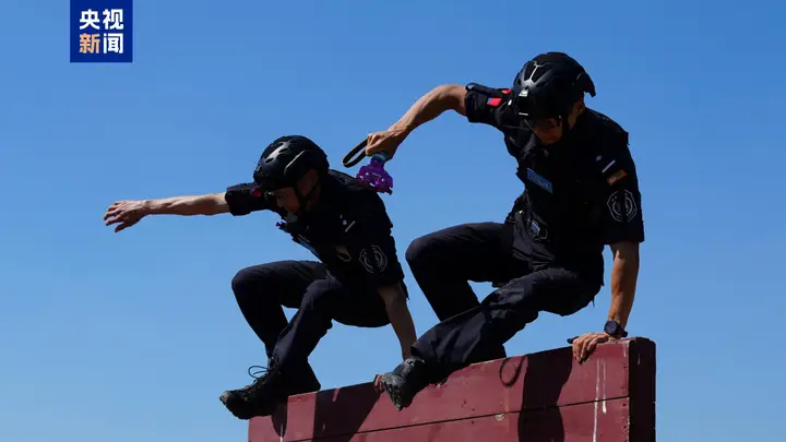 全国公安特警硬核大比武:追捕突击、极限越障,实战化练兵再升级