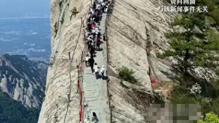 不买票不能下山!知名景区强制学生消费,运营方的回答亮了
