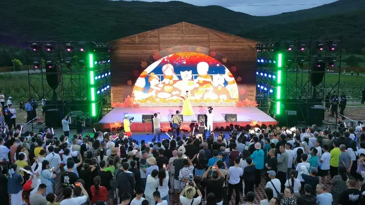 8月2日傍晚南岔县梧桐小镇邀您赴森林音乐季之约