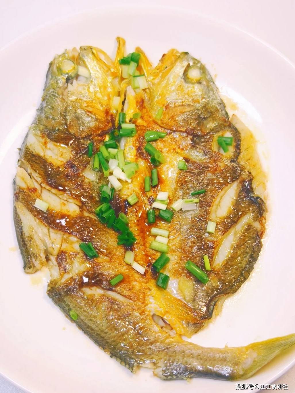 “夏吃鱼，赛母鸡”！小暑过后，这3种鱼别错过，刺少肉嫩蛋白高