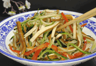 天热适合吃这菜,拌一拌就很好吃!两种食材满口清香脆嫩、上桌就是抢手菜,好吃好做全家都喜欢