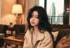 迪拜出差偶遇了一位流浪的年轻美女，搭讪后把她带回了家