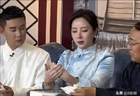 落地的凤凰不如鸡，39岁李思思现状曝光，县城商演穿皱西装引热议