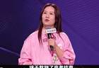 放暑假的中学生，挤满医院整形科