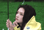 雨衣时尚新趋势 欧阳娜娜任敏等明星都在穿
