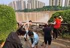 团市委开展沙澧河风景区清淤修复整治行动