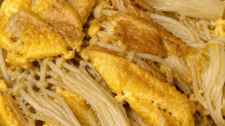 金针菇滑蛋:一口嫩滑,鲜香四溢的家常快手菜