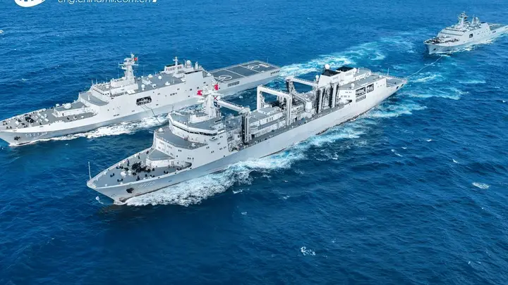 美媒紧盯中国新一代6万吨补给舰,远洋战力加速令美焦虑