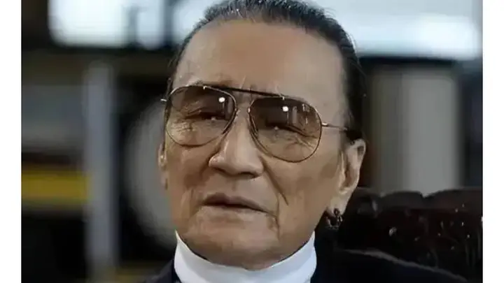 曝谢贤去世细节!请4人照顾,死前已昏迷,强撑到儿子回港才闭眼