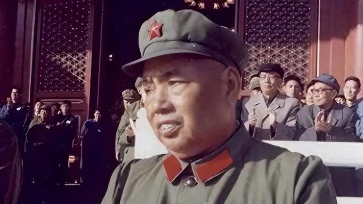 许世友呵斥新来的师长,得知对方身份后,态度却一百八十度大转弯