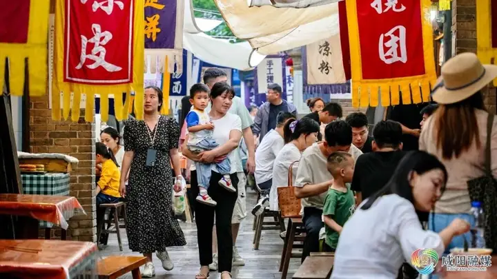 盛夏袁家村:青瓦流清泉,非遗伴烟火,古今两相宜