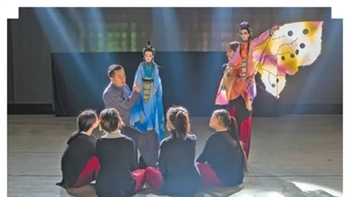 “只要观众还在鼓掌，传统就能继续生长”（感知文化里的中国）