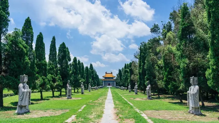 钟祥:明代帝陵与莫愁湖畔的长寿秘境