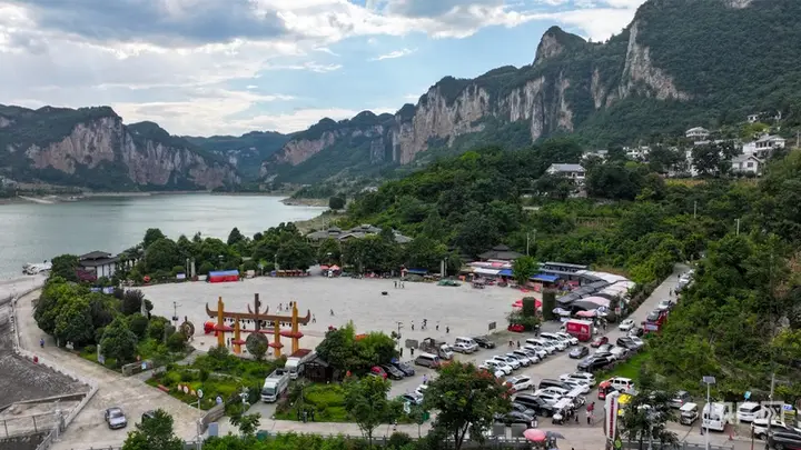 瞰贵州丨乌江山水绘美景 避暑旅游促振兴